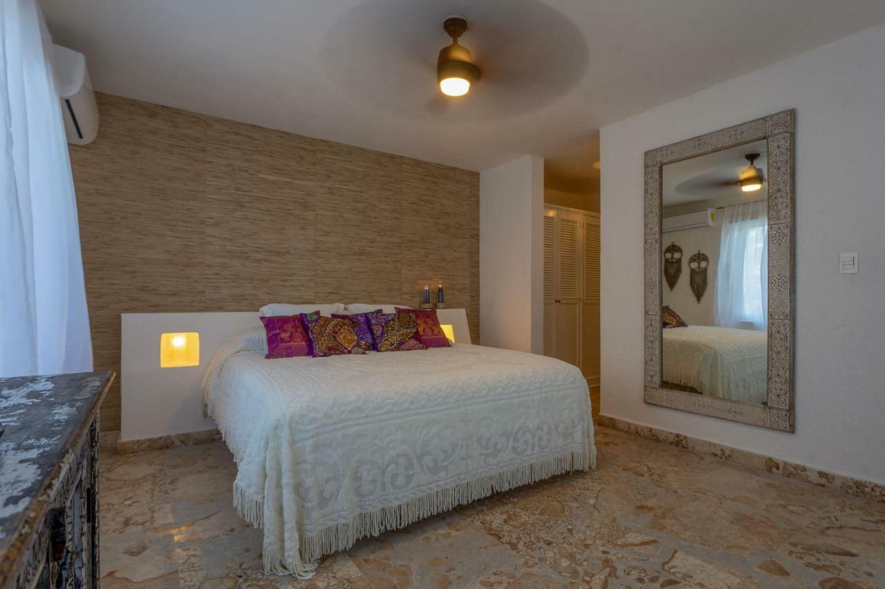 Lotus Beach Hotel - Adults Only Isla Mujeres Bagian luar foto