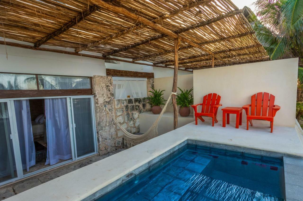 Lotus Beach Hotel - Adults Only Isla Mujeres Bagian luar foto