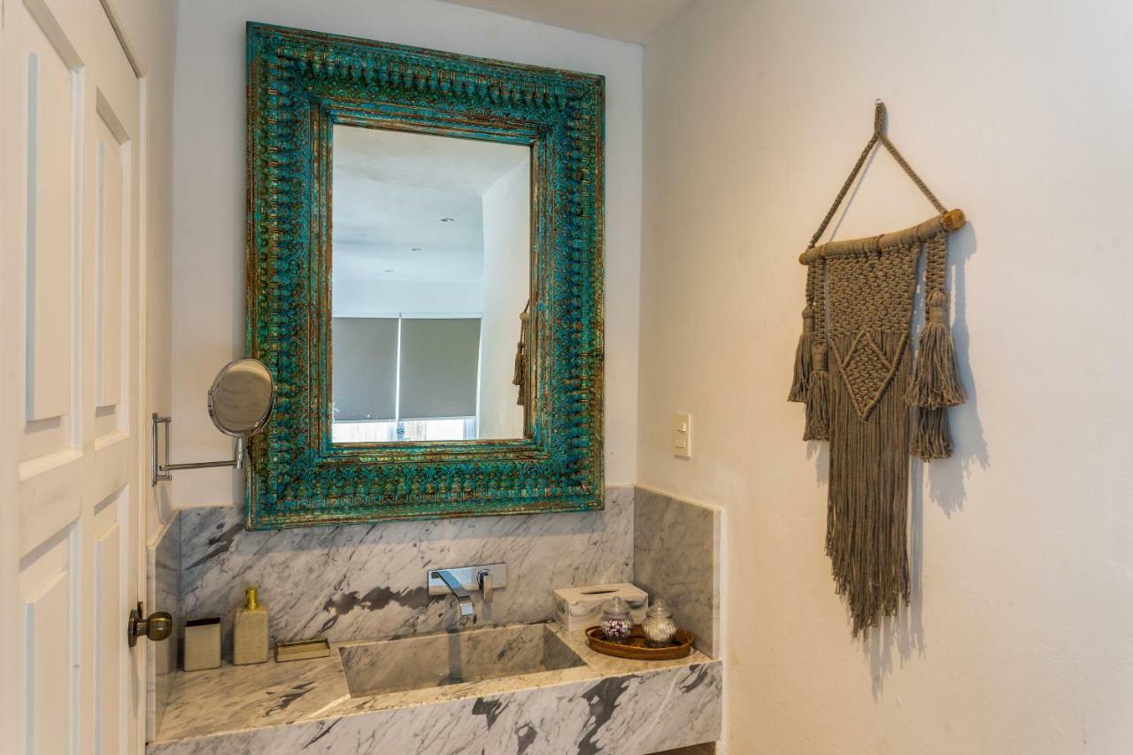 Lotus Beach Hotel - Adults Only Isla Mujeres Bagian luar foto