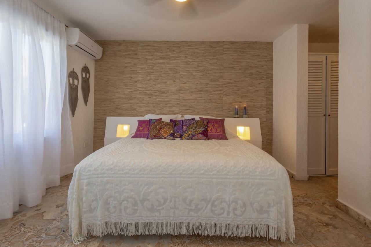 Lotus Beach Hotel - Adults Only Isla Mujeres Bagian luar foto
