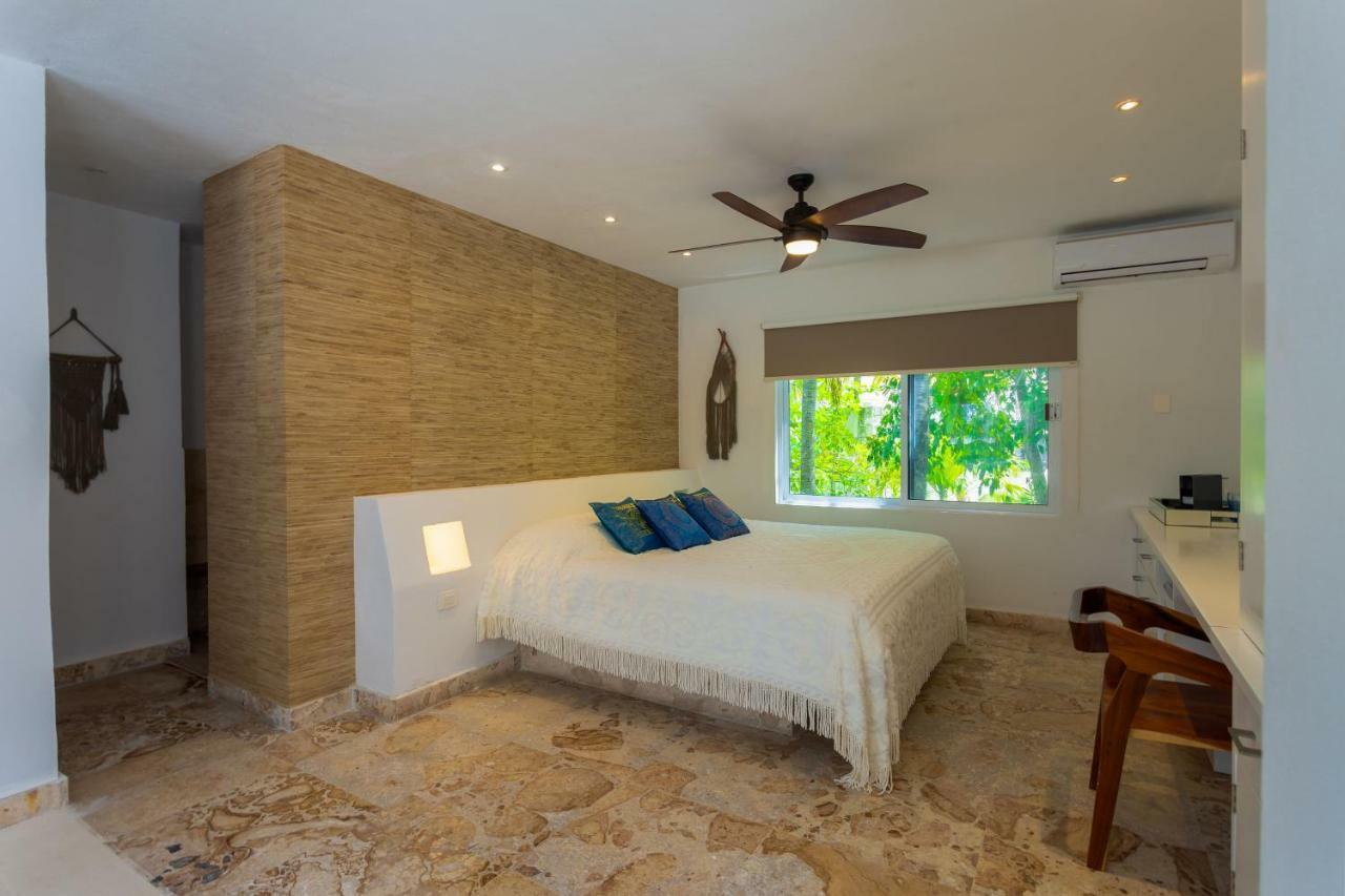 Lotus Beach Hotel - Adults Only Isla Mujeres Bagian luar foto