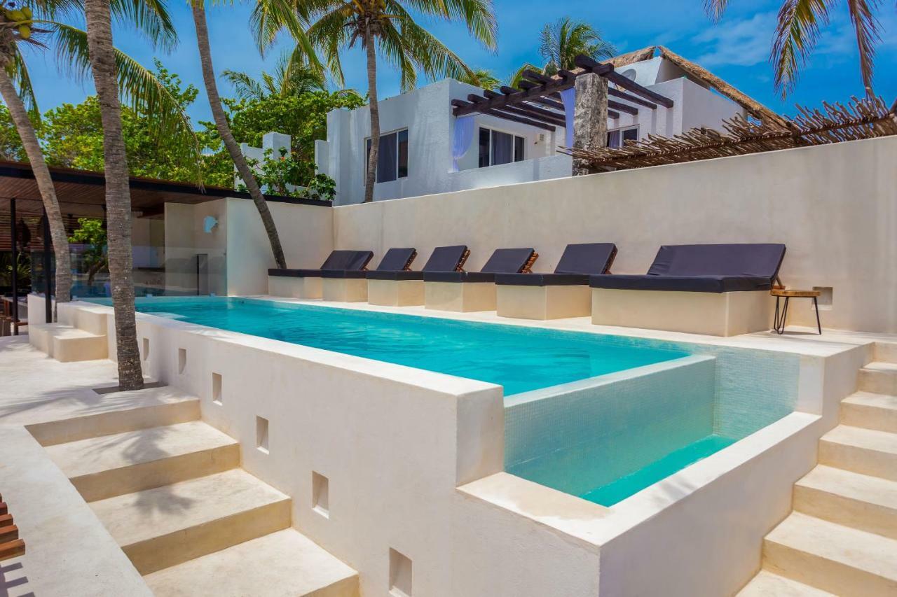 Lotus Beach Hotel - Adults Only Isla Mujeres Bagian luar foto