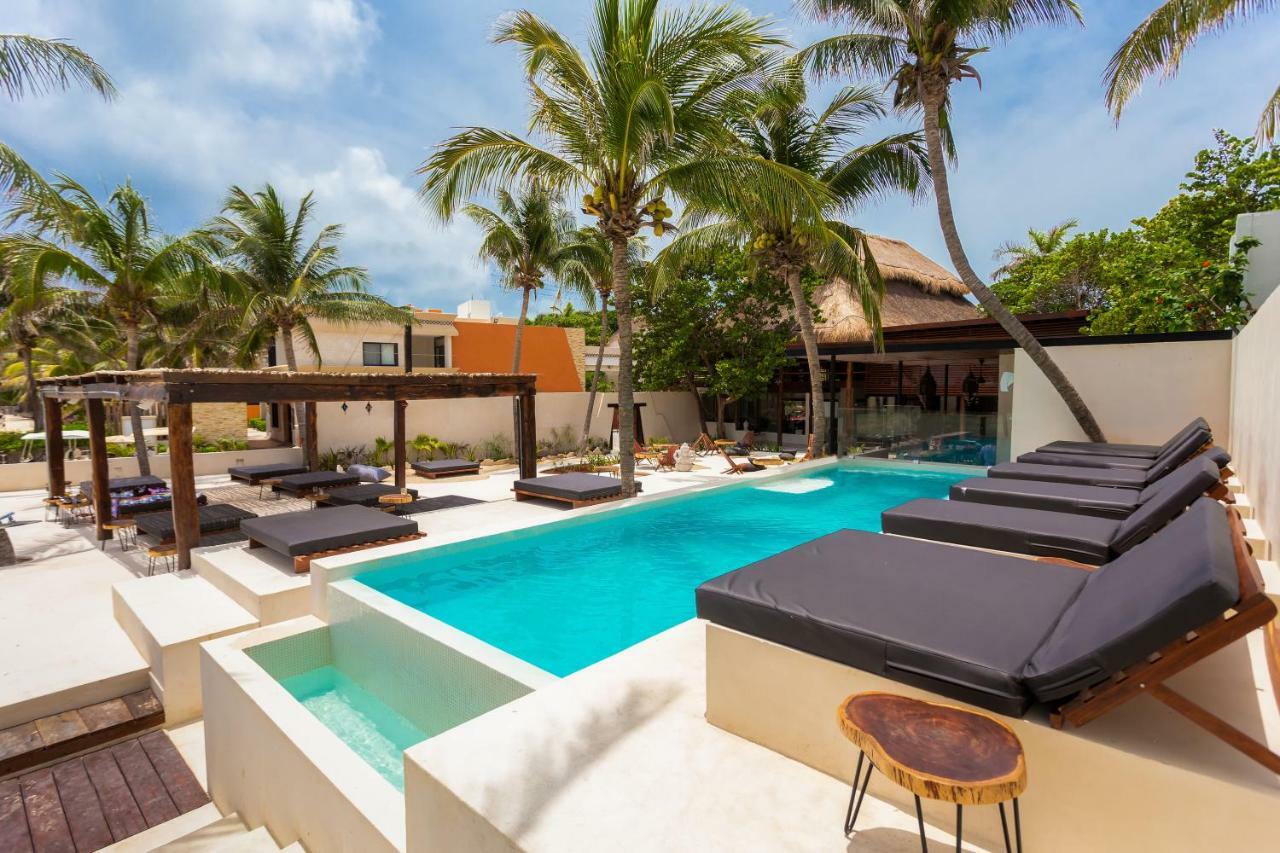 Lotus Beach Hotel - Adults Only Isla Mujeres Bagian luar foto